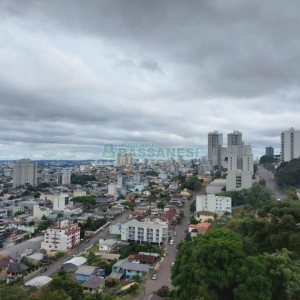 Apto Mobiliado com 37m², 1 dormitório, 1 vaga, no bairro Petrópolis em Caxias do Sul para Alugar