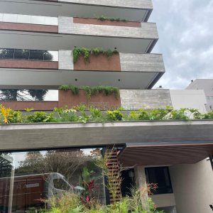 Apartamento com 266m², 3 dormitórios, 2 vagas, no bairro Exposição em Caxias do Sul para Comprar