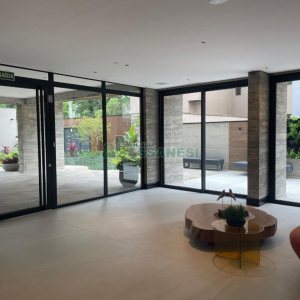 Apartamento com 266m², 3 dormitórios, 2 vagas, no bairro Exposição em Caxias do Sul para Comprar