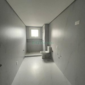 Apartamento com 266m², 3 dormitórios, 2 vagas, no bairro Exposição em Caxias do Sul para Comprar