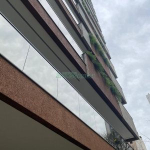 Apartamento com 241m², 3 dormitórios, 2 vagas, no bairro Exposição em Caxias do Sul para Comprar