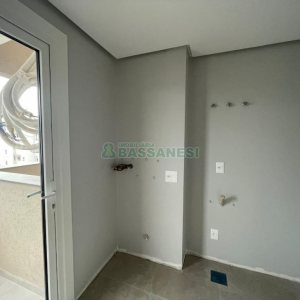 Apartamento com 241m², 3 dormitórios, 2 vagas, no bairro Exposição em Caxias do Sul para Comprar