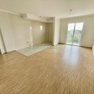 Apartamento com 85m², 3 dormitórios, 1 vaga, no bairro Desvio Rizzo em Caxias do Sul para Comprar