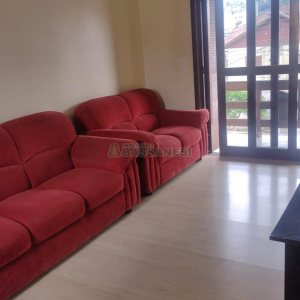 Casa com 297m², 4 dormitórios, 2 vagas, no bairro Medianeira em Caxias do Sul para Comprar