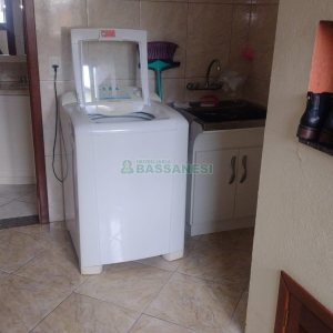 Casa com 297m², 4 dormitórios, 2 vagas, no bairro Medianeira em Caxias do Sul para Comprar