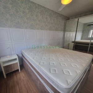 Apto Mobiliado com 86m², 3 dormitórios, 2 vagas, no bairro De Lazzer em Caxias do Sul para Alugar