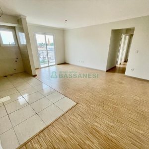 Apartamento com 85m², 3 dormitórios, 1 vaga, no bairro Desvio Rizzo em Caxias do Sul para Comprar