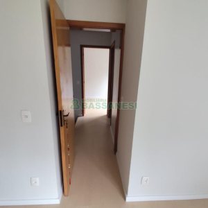 Sobrado com 62m², 2 dormitórios, 1 vaga, no bairro São Luiz em Caxias do Sul para Comprar