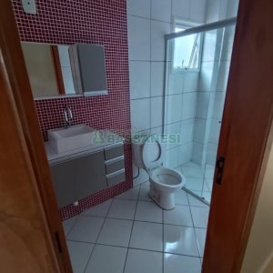 Sobrado com 62m², 2 dormitórios, 1 vaga, no bairro São Luiz em Caxias do Sul para Comprar