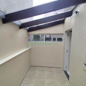 Sobrado com 62m², 2 dormitórios, 1 vaga, no bairro São Luiz em Caxias do Sul para Comprar