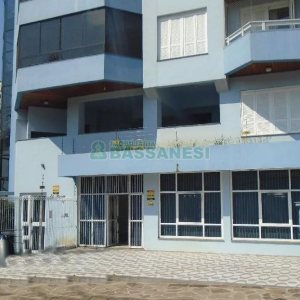 Loja com 82m², no bairro Exposição em Caxias do Sul para Comprar