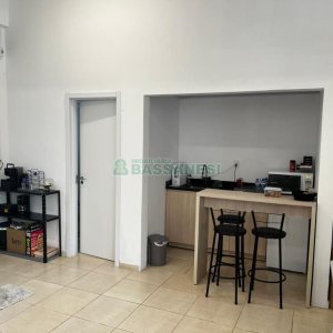 Loja com 82m², no bairro Exposição em Caxias do Sul para Comprar