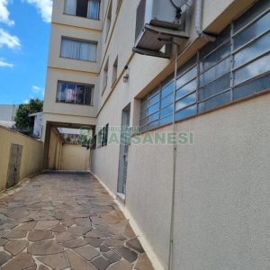 Apartamento com 90m², 2 dormitórios, 1 vaga, no bairro Centro em Caxias do Sul para Comprar
