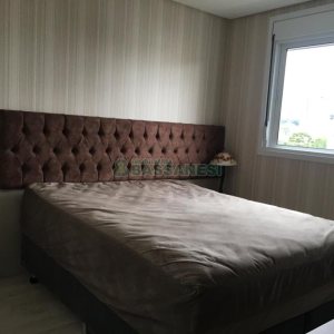 Apartamento com 46m², 1 dormitório, 1 vaga, no bairro Lourdes em Caxias do Sul para Comprar