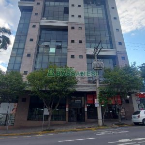 Sala com 86m², no bairro Centro em Caxias do Sul para Alugar