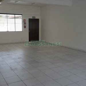 Loja com 98m², 3 vagas, no bairro Sagrada Família em Caxias do Sul para Alugar