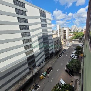 Apartamento com 174m², 3 dormitórios, 1 vaga, no bairro Centro em Caxias do Sul para Alugar ou Comprar
