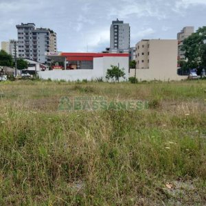 Terreno com 5000m², no bairro Exposição em Caxias do Sul para Comprar