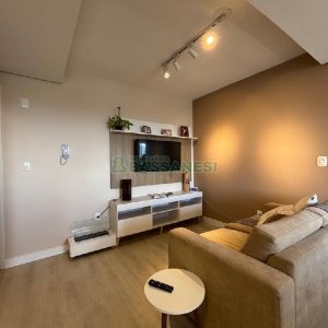 Apto Mobiliado com 62m², 2 dormitórios, 1 vaga, no bairro Panazzolo em Caxias do Sul para Comprar
