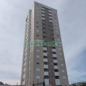 Apto Mobiliado com 62m², 2 dormitórios, 1 vaga, no bairro Panazzolo em Caxias do Sul para Comprar