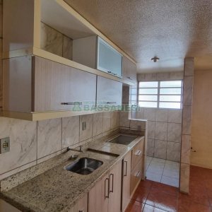 Apartamento com 38m², 2 dormitórios, no bairro Parque Oasis em Caxias do Sul para Comprar