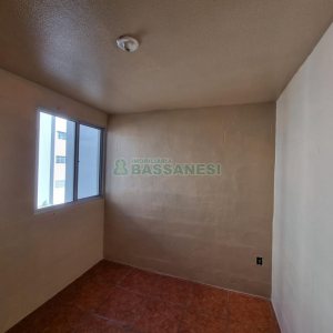 Apartamento com 38m², 2 dormitórios, no bairro Parque Oasis em Caxias do Sul para Comprar