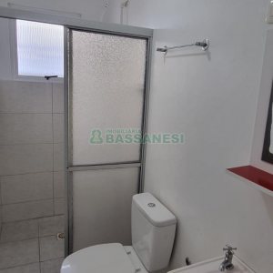 Sobrado com 234m², 3 dormitórios, 1 vaga, no bairro Colina Sorriso em Caxias do Sul para Comprar