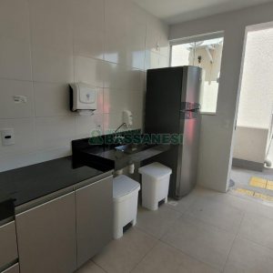 Apartamento com 52m², 2 dormitórios, 1 vaga, no bairro Serrano em Caxias do Sul para Alugar