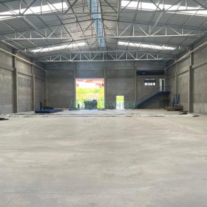 Pavilhão com 1100m², no bairro Jardim das Hortências em Caxias do Sul para Alugar
