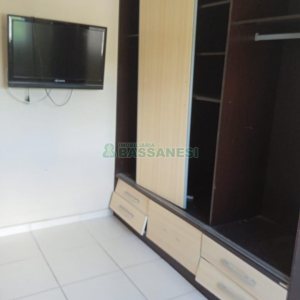 Apartamento com 62m², 2 dormitórios, 1 vaga, no bairro Santa Corona em Caxias do Sul para Alugar