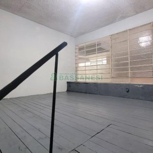 Loja com 60m², no bairro São Pelegrino em Caxias do Sul para Alugar