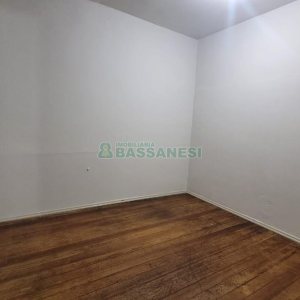 Loja com 65m², no bairro São Pelegrino em Caxias do Sul para Alugar