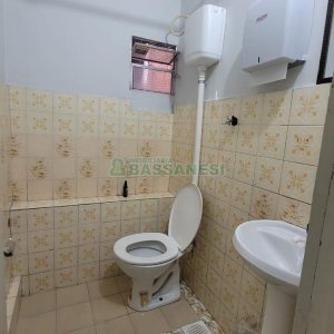 Loja com 65m², no bairro São Pelegrino em Caxias do Sul para Alugar