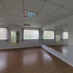 Loja com 100m², no bairro Colina Sorriso em Caxias do Sul para Alugar