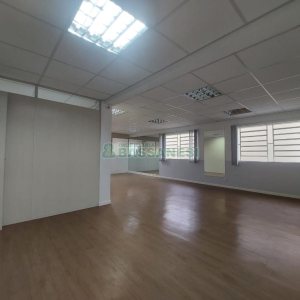 Loja com 100m², no bairro Colina Sorriso em Caxias do Sul para Alugar