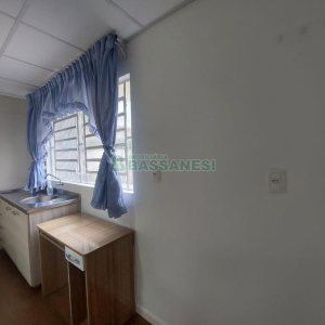 Loja com 100m², no bairro Colina Sorriso em Caxias do Sul para Alugar