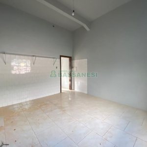 Loja com 40m², no bairro Galópolis em Caxias do Sul para Alugar