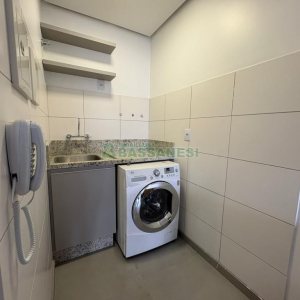 Apto Mobiliado com 42m², 1 dormitório, 1 vaga, no bairro Lourdes em Caxias do Sul para Alugar