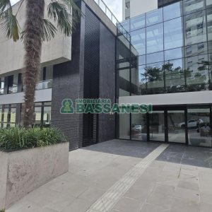 Sala com 34m², 1 vaga, no bairro Exposição em Caxias do Sul para Alugar ou Comprar