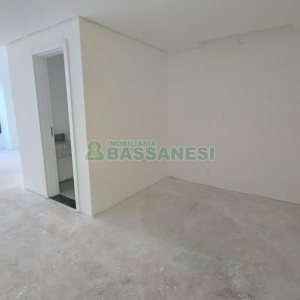 Sala com 34m², 1 vaga, no bairro Exposição em Caxias do Sul para Alugar ou Comprar