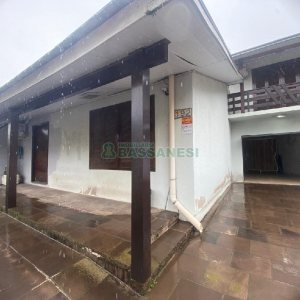 Casa com 150m², 3 dormitórios, 1 vaga, no bairro Bela Vista em Caxias do Sul para Comprar
