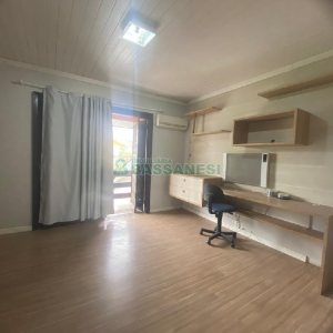 Casa com 150m², 3 dormitórios, 1 vaga, no bairro Bela Vista em Caxias do Sul para Comprar