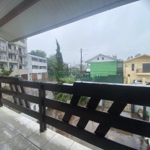 Casa com 150m², 3 dormitórios, 1 vaga, no bairro Bela Vista em Caxias do Sul para Comprar