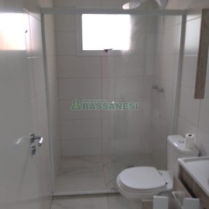 Apartamento com 60m², 2 dormitórios, 1 vaga, no bairro Pio X em Caxias do Sul para Comprar