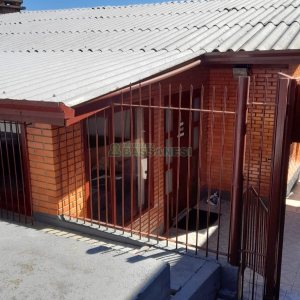 Casa com 588m², 4 dormitórios, 3 vagas, no bairro Bela Vista em Caxias do Sul para Comprar