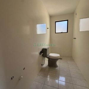 Apartamento com 85m², 2 dormitórios, 1 vaga, no bairro São Leopoldo em Caxias do Sul para Comprar