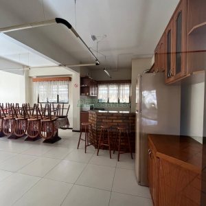 Apartamento com 85m², 2 dormitórios, 1 vaga, no bairro São Leopoldo em Caxias do Sul para Comprar