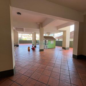 Apartamento com 85m², 2 dormitórios, 1 vaga, no bairro São Leopoldo em Caxias do Sul para Comprar