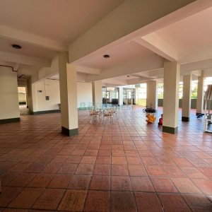 Apartamento com 85m², 2 dormitórios, 1 vaga, no bairro São Leopoldo em Caxias do Sul para Comprar