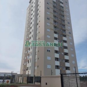 Apto Mobiliado com 56m², 2 dormitórios, 1 vaga, no bairro Panazzolo em Caxias do Sul para Comprar